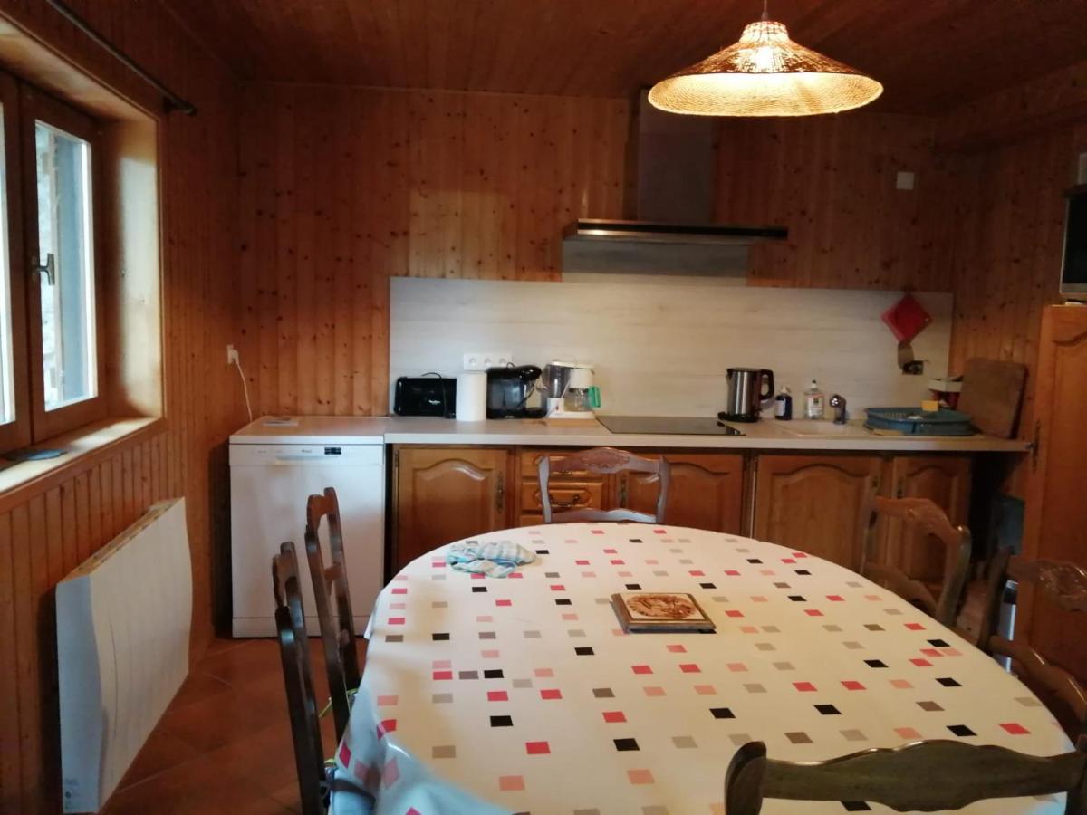 Bel Appartement Au Rez De Chaussee D'Un Chalet Jarrier Экстерьер фото
