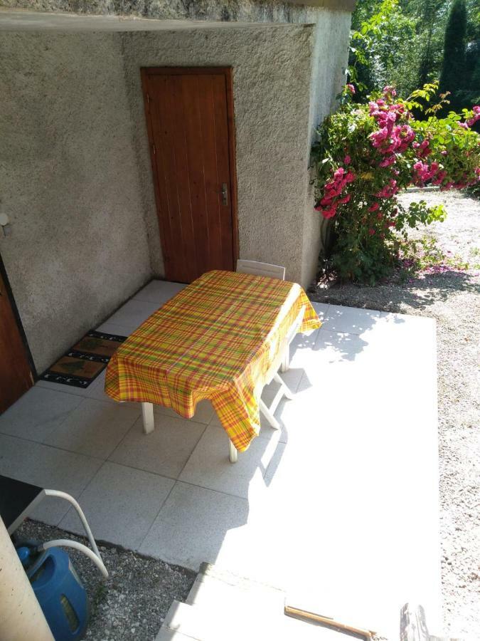 Bel Appartement Au Rez De Chaussee D'Un Chalet Jarrier Экстерьер фото